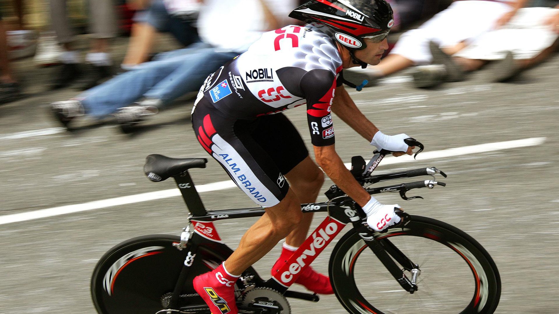 戈麦斯进攻端无人可挡，勒沃库森力克智利，展现德甲劲旅的战术智慧