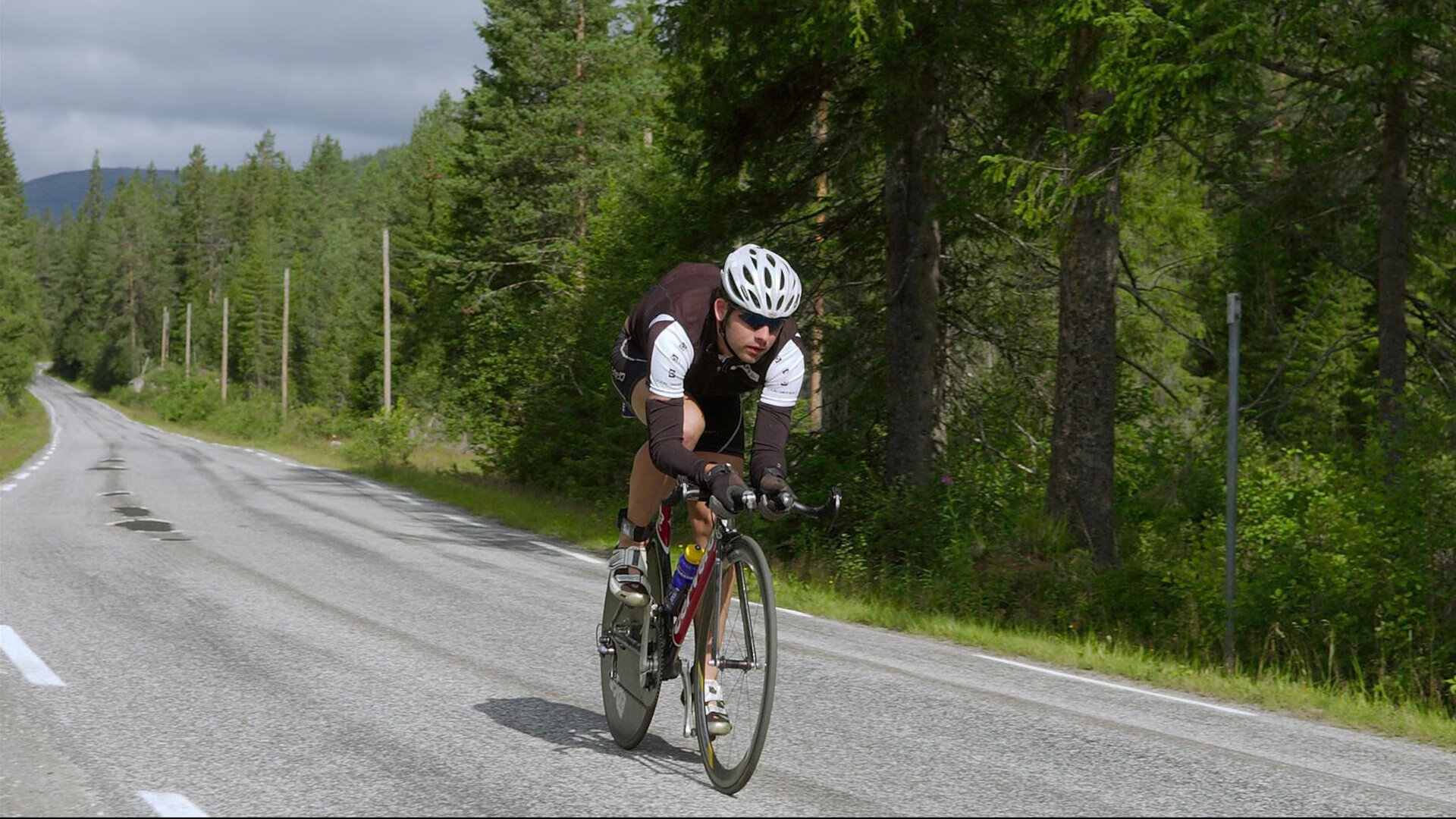 熊猫直播tv-年度焦点之战之夜，欧文关键进球定乾坤